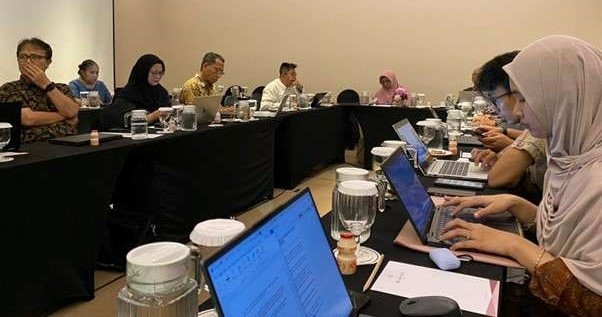 2023 10 07 Risalah FGD Hasil Kajian Pengembangan Kebijakan dan Pengarusutamaan Bioekonomi ts 2